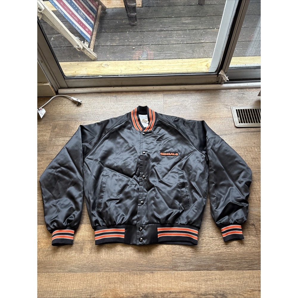 Vintage 90's Cincinnati Bengals Chalk Line Bomber Jacket Sz Large SPELLOUT Logo